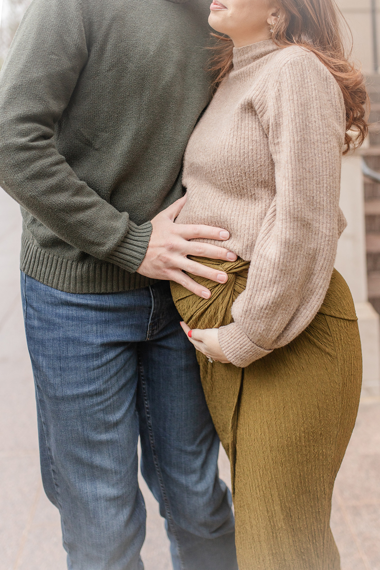 Rainy day maternity photoshoot in downtown Alpharetta